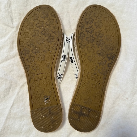 DKNY Tabatha Logo Tape Sandal - White - Picture 5 of 8